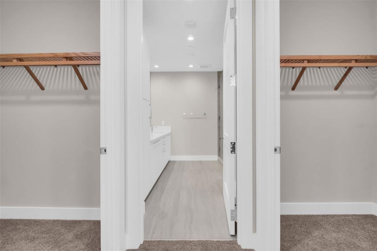 275 1st Avenue S, Unit 2708, Saint Petersburg, FL 33701 Photo