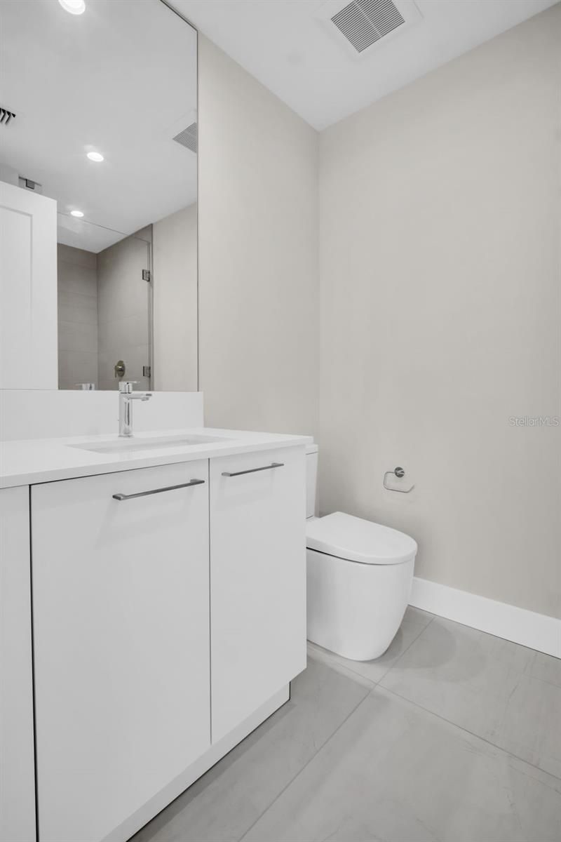 275 1st Avenue S, Unit 2708, Saint Petersburg, FL 33701 Photo