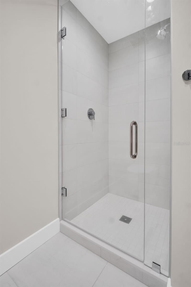 275 1st Avenue S, Unit 2708, Saint Petersburg, FL 33701 Photo