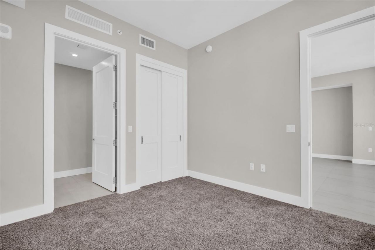 275 1st Avenue S, Unit 2708, Saint Petersburg, FL 33701 Photo