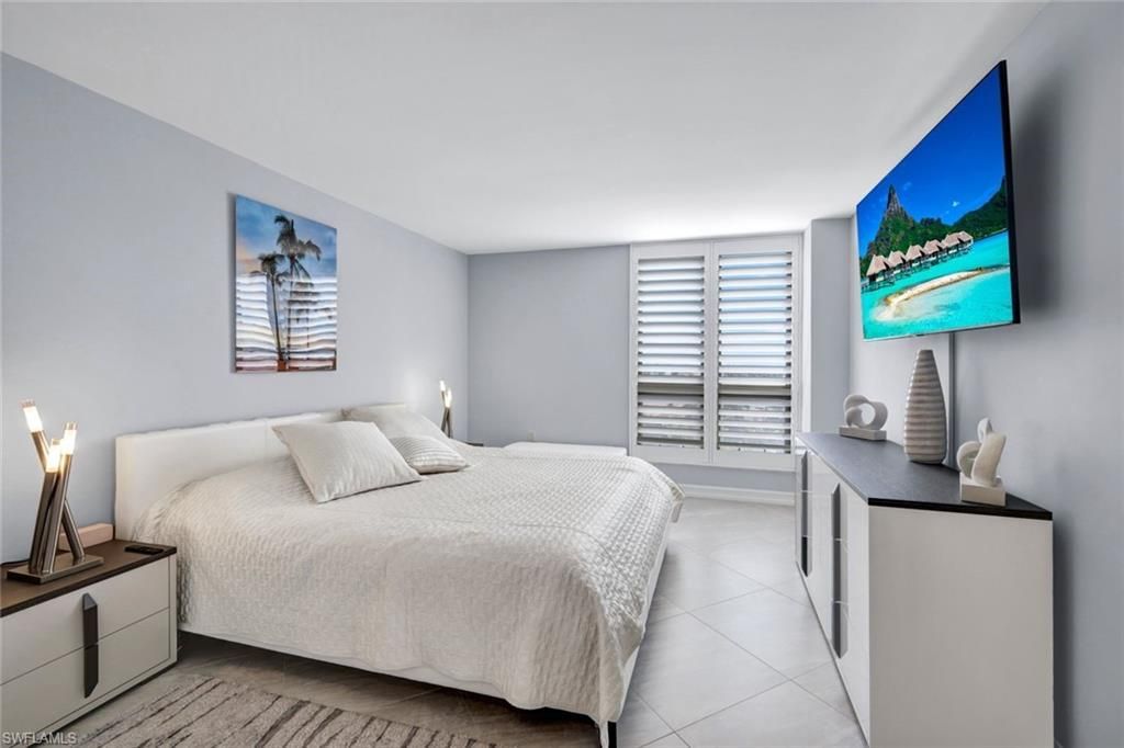 3215 Gulf Shore Blvd N, Unit 704N, Naples, FL 34103 Photo