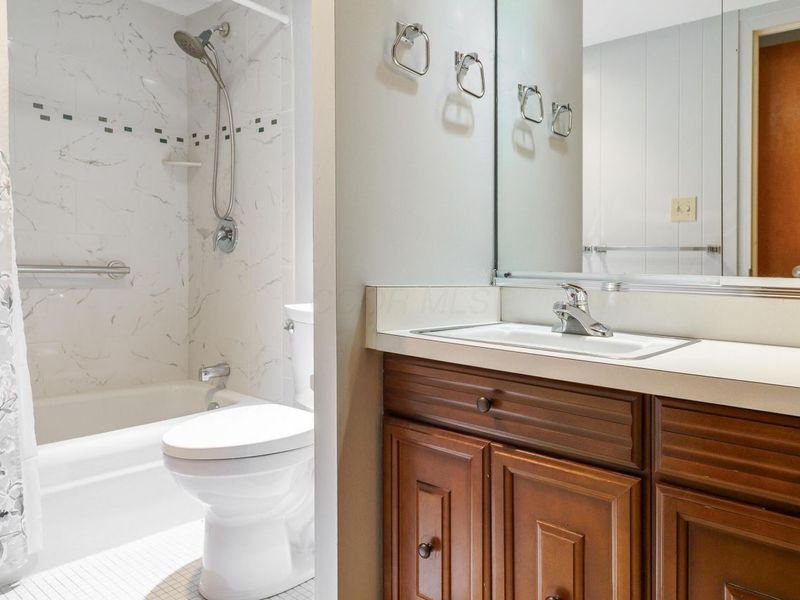 1000 Urlin Avenue , Unit 1407, Columbus, OH 43212 Photo 21