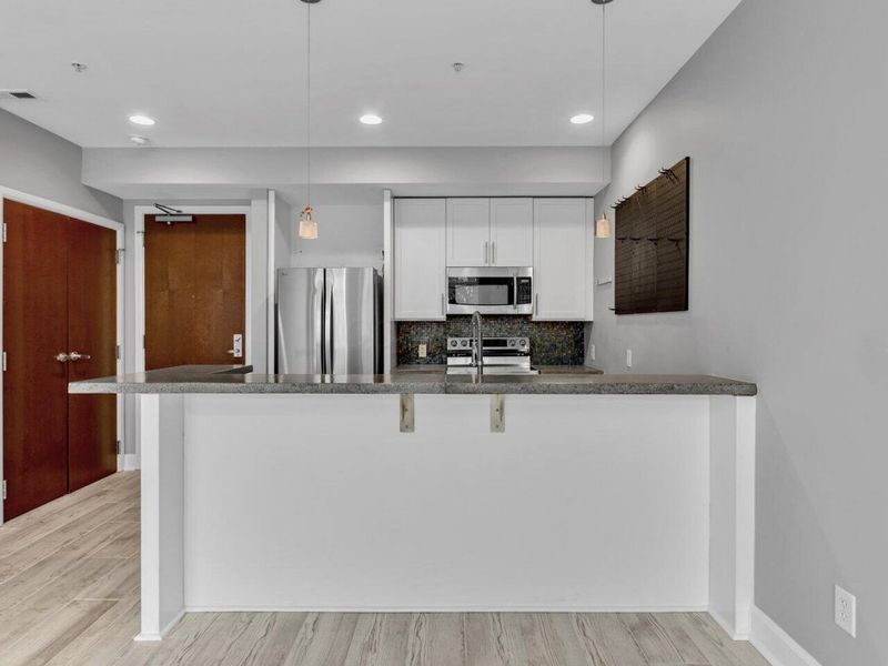 845 N High Street, Unit 407, Columbus, OH 43215 Photo 11