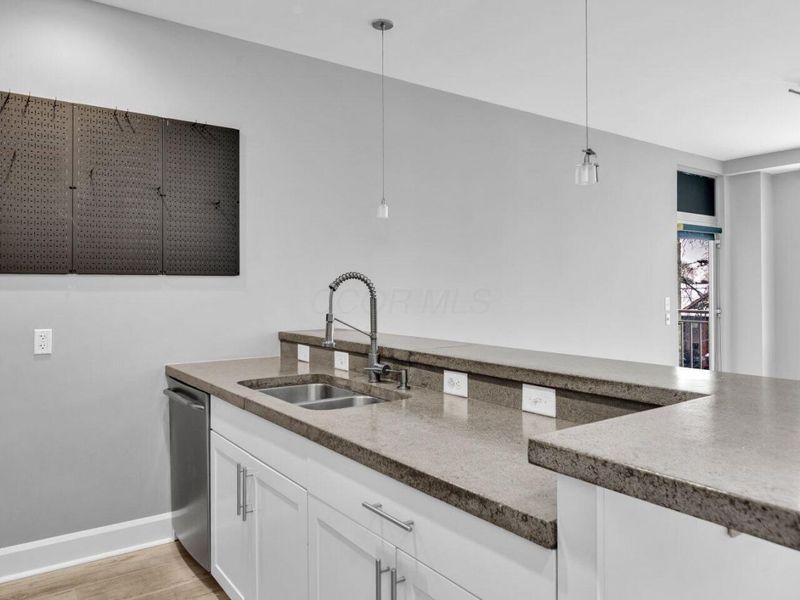 845 N High Street, Unit 407, Columbus, OH 43215 Photo 12