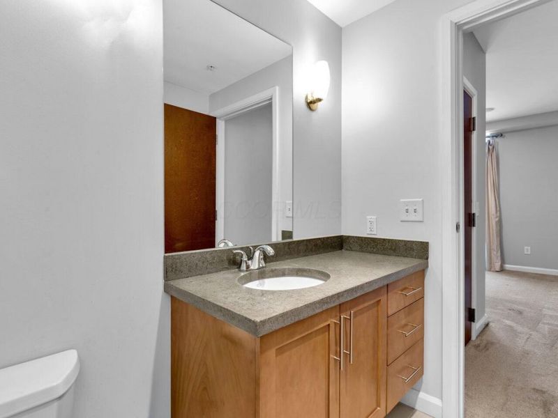 845 N High Street, Unit 407, Columbus, OH 43215 Photo 23