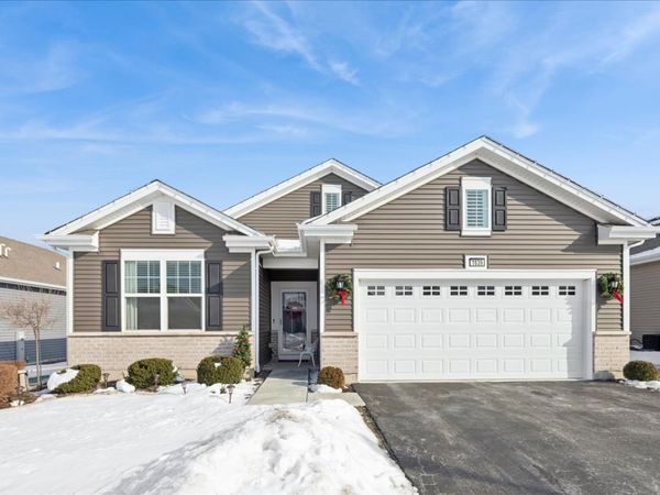 1639 Rochester Road, Pingree Grove, IL 60140