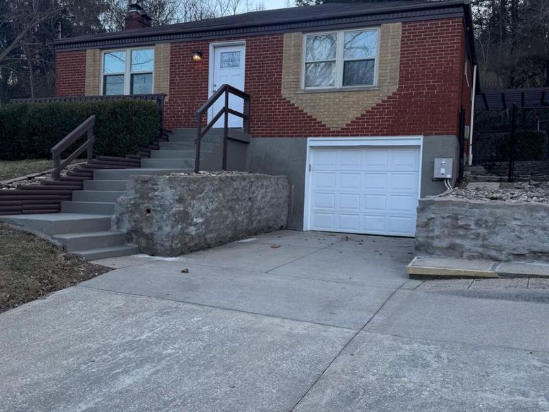 6903 Taylor Road, Green Township, OH 45248 Photo 1