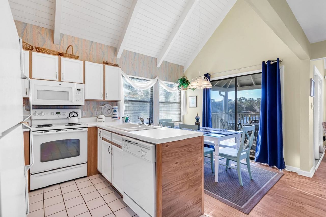 100 Oyster Catcher Pl. Photo 12