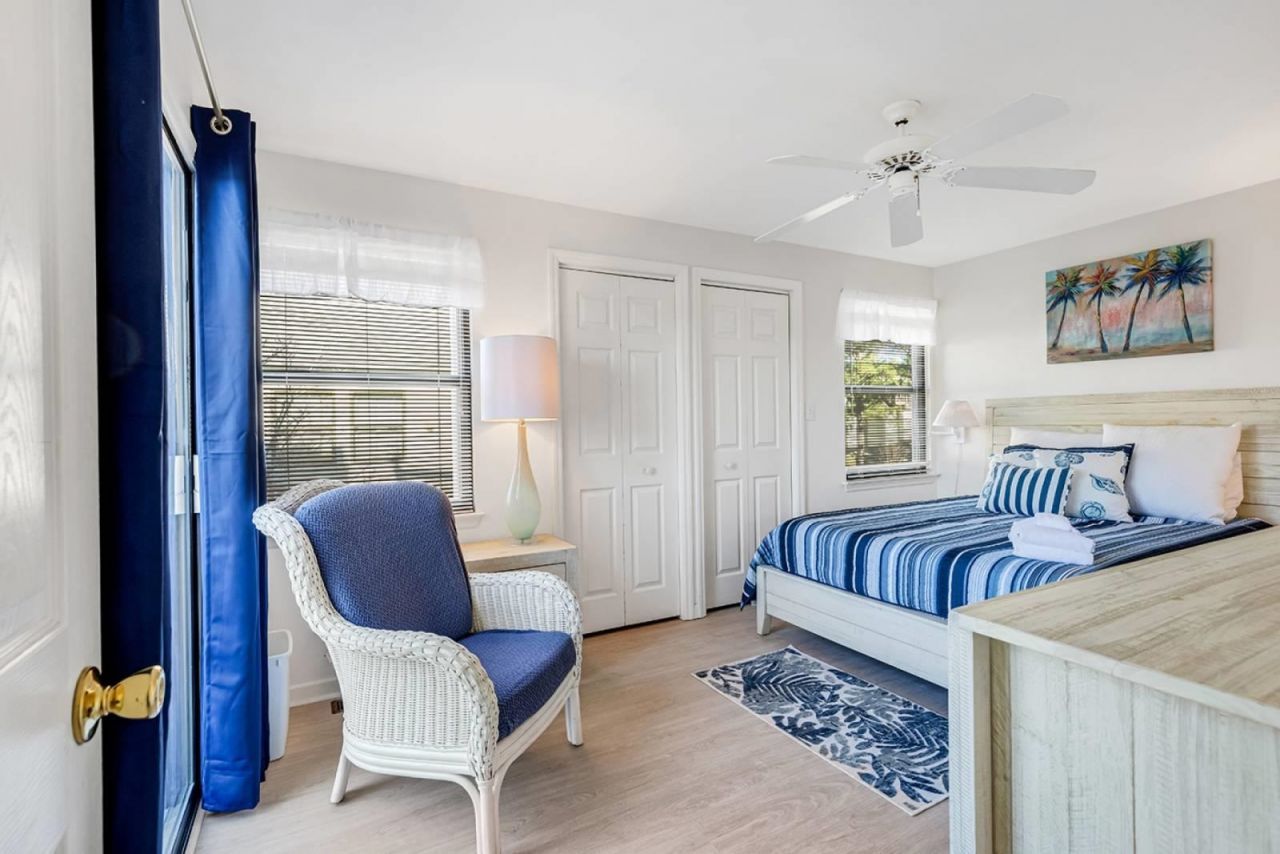 100 Oyster Catcher Pl. Photo 17