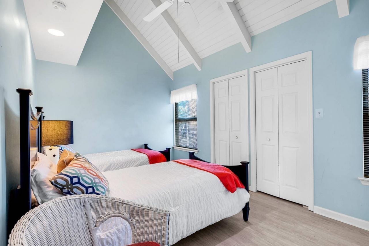 100 Oyster Catcher Pl. Photo 26