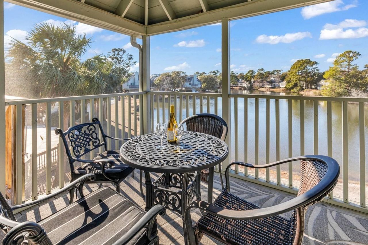 100 Oyster Catcher Pl. Photo 4