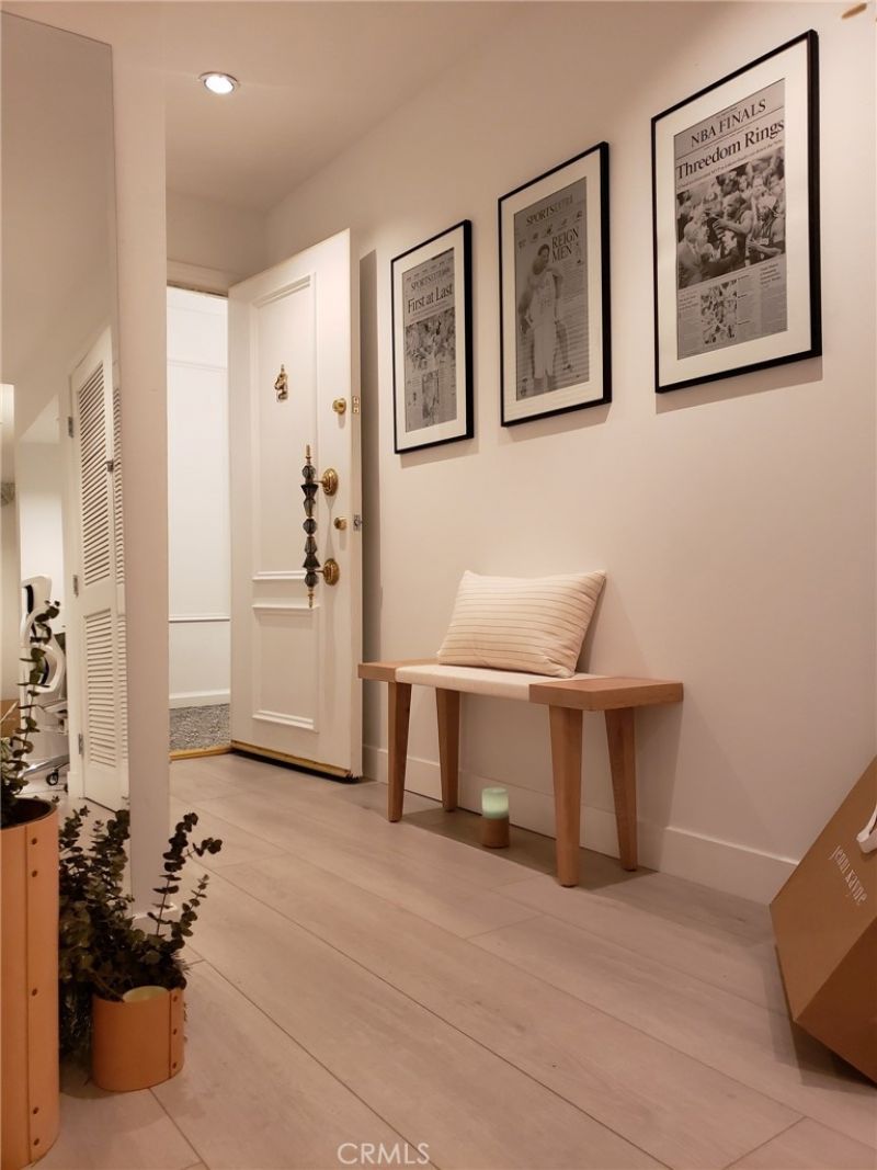 200 Mcneil Lane, Unit 211, Newport Beach, CA 92663 Main Photo