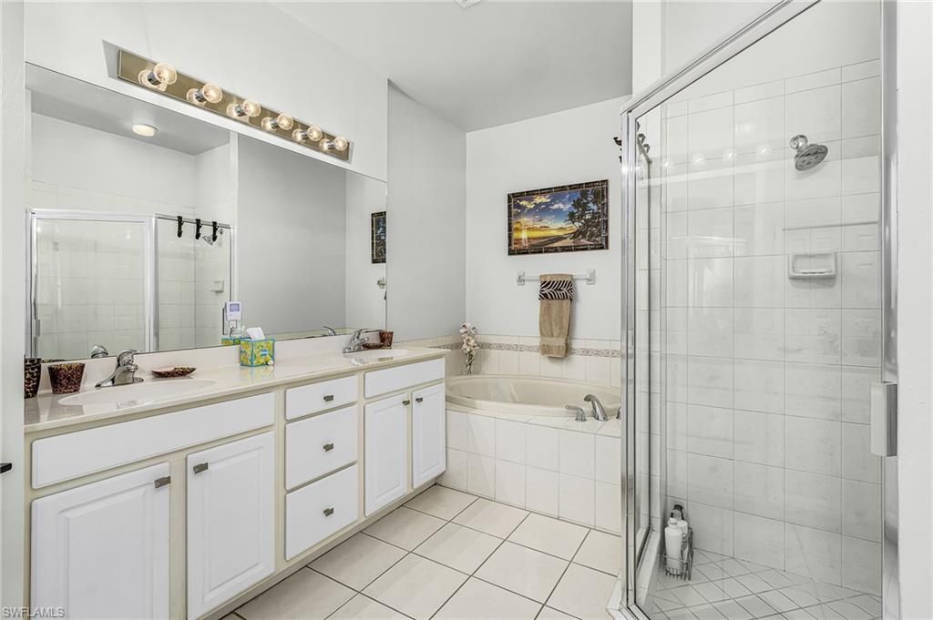 9305 La Playa Ct, Unit 1613, Bonita Springs, FL 34135 Photo