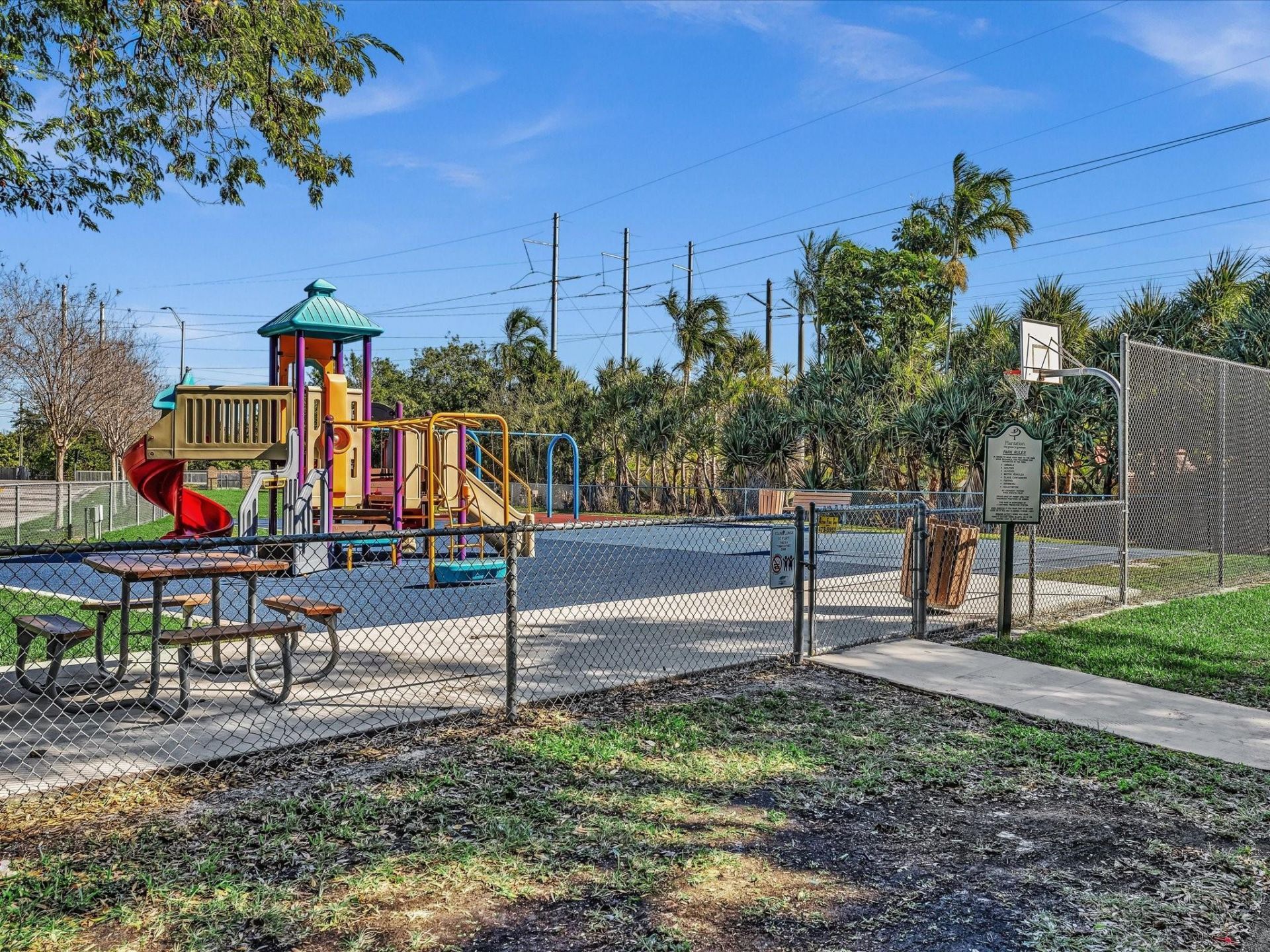 5180 SW 13th Street, Plantation, FL 33317 Photo