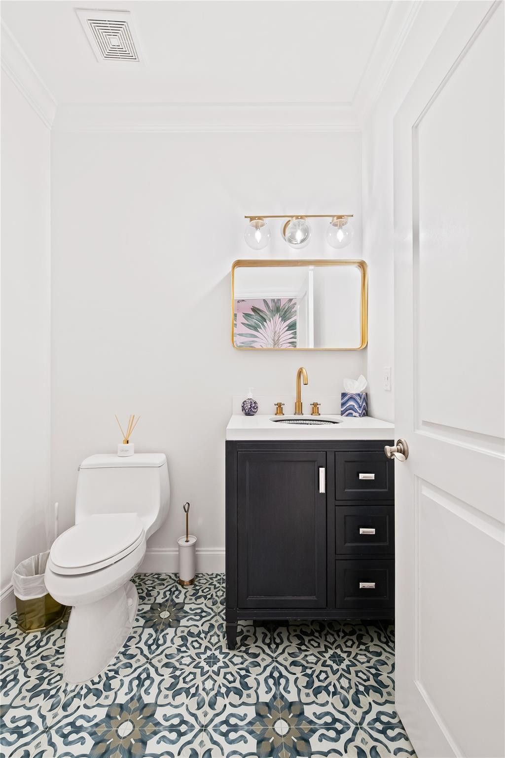 1703 NE 11th Street, Unit 1703, Fort Lauderdale, FL 33304 Photo