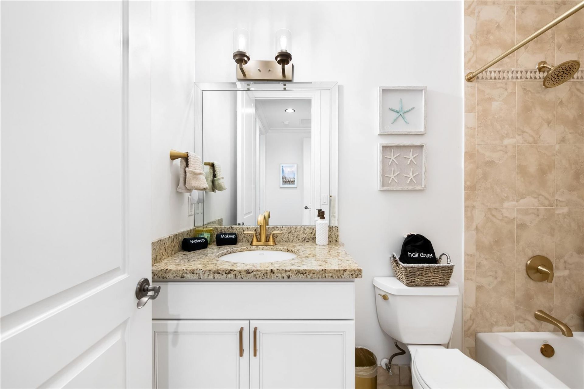 1703 NE 11th Street, Unit 1703, Fort Lauderdale, FL 33304 Photo