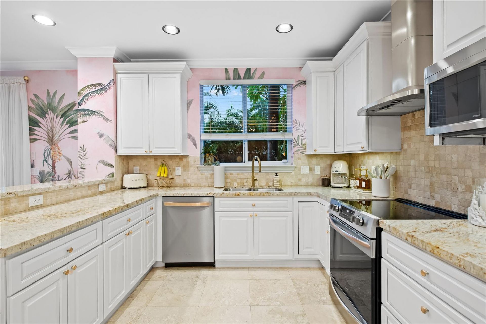 1703 NE 11th Street, Unit 1703, Fort Lauderdale, FL 33304 Photo