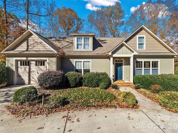 7718 Farmbrook Drive, Waxhaw, NC 28173