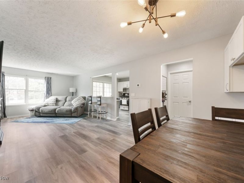 868 Tollis Parkway, Unit A-L, Broadview Heights, OH 44147 Photo 5