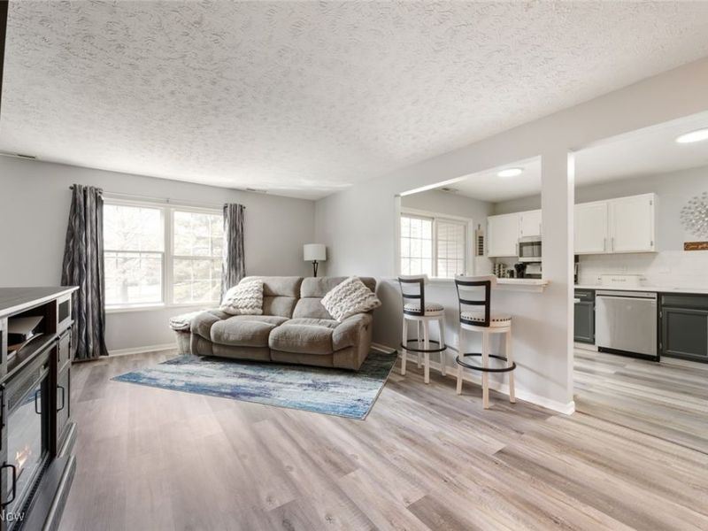 868 Tollis Parkway, Unit A-L, Broadview Heights, OH 44147 Photo 6