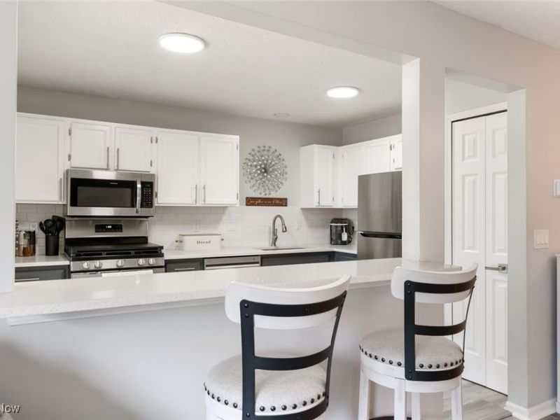 868 Tollis Parkway, Unit A-L, Broadview Heights, OH 44147 Photo 9