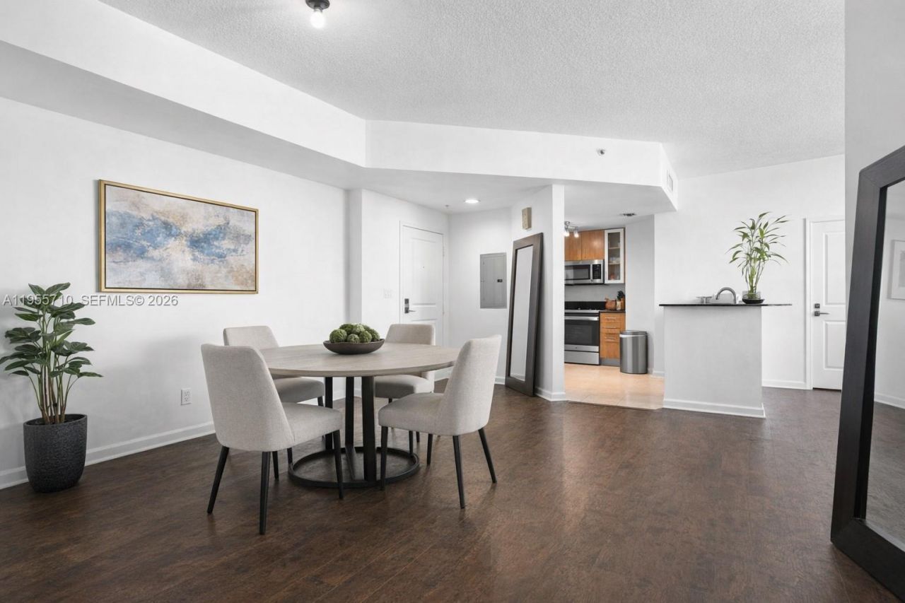 7910 Harbor Island Dr, Unit 402, North Bay Village, FL 33141 Photo