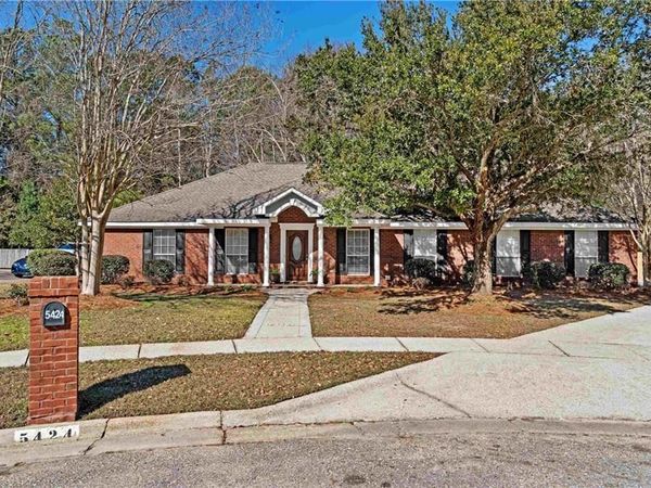 5424 Henning Drive, Mobile, AL 36619