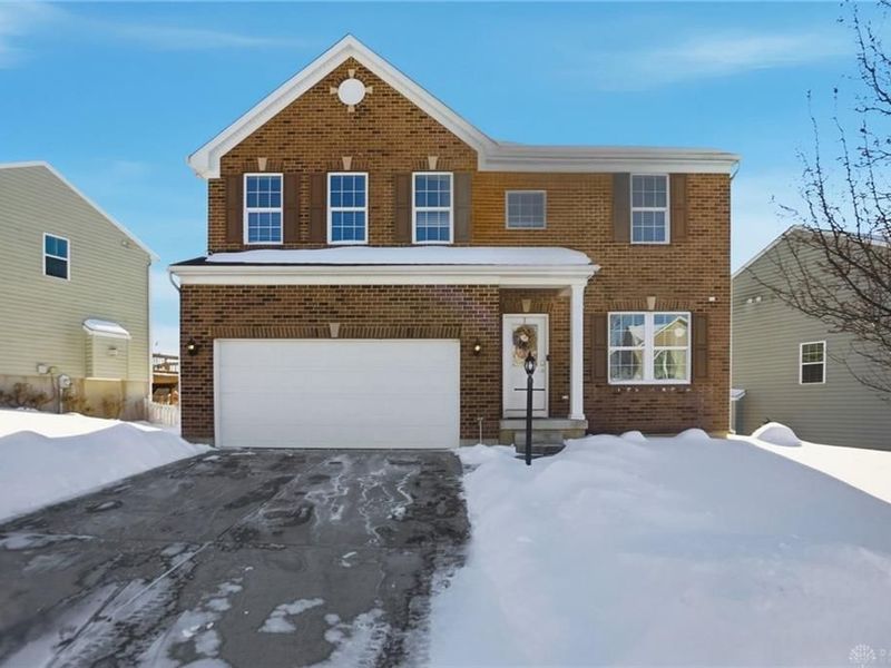 2818 Ridge View Court, Xenia, OH 45385 Photo 2