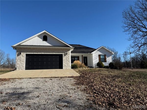 5400 Private Road 1351 , Pomona, MO 65789