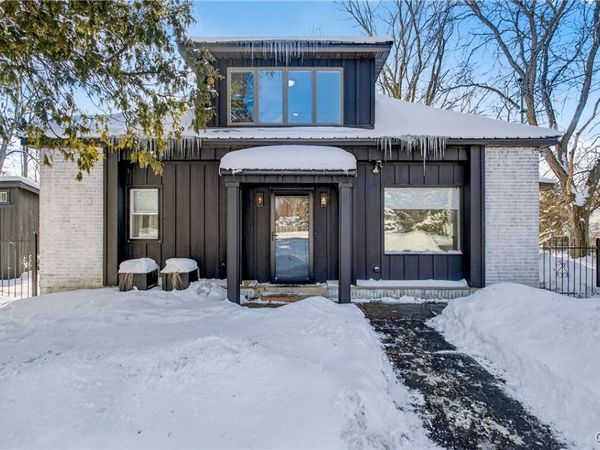 1315 Cold Springs Road, Liverpool, NY 13090