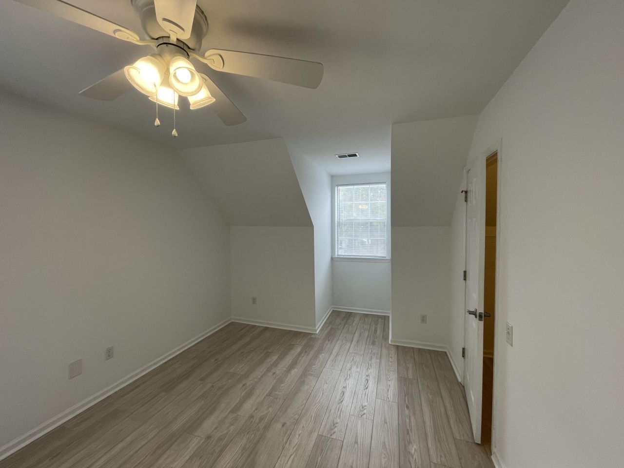 4865 Habersham Lane Photo 16