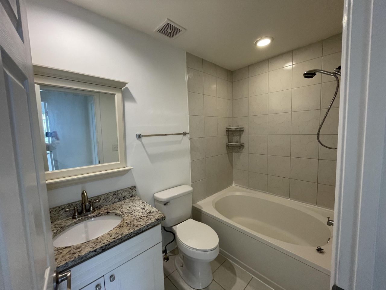 4865 Habersham Lane Photo 18