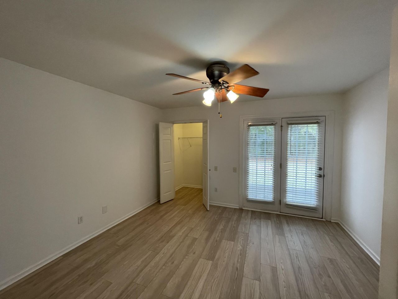 4865 Habersham Lane Photo 23