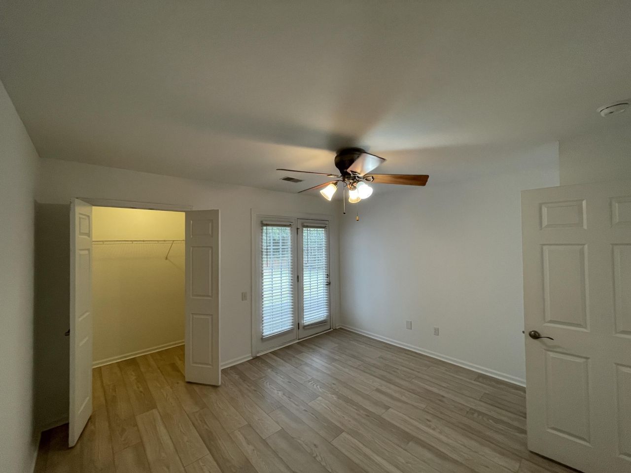 4865 Habersham Lane Photo 24