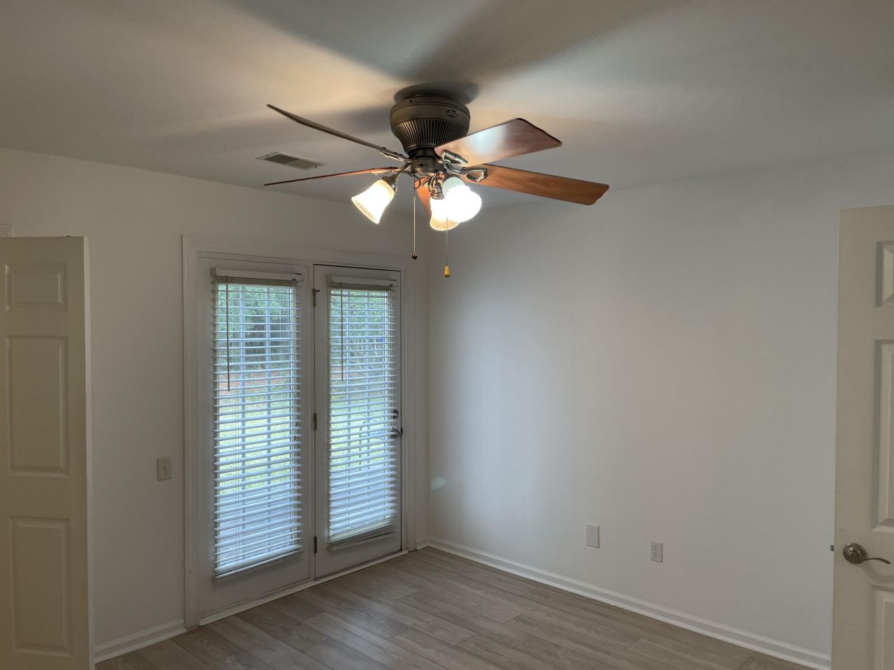 4865 Habersham Lane Photo 6