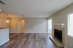 271 Alexandra Drive photo 4