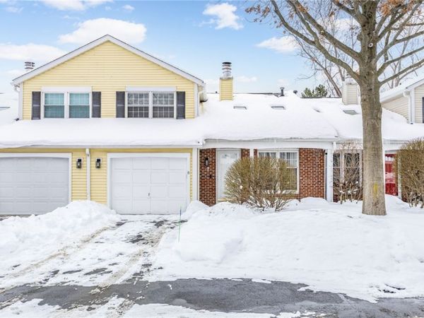 7 Old Pine Lane, Rochester, NY 14615