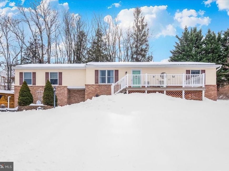 107 S Springdale Avenue, New Windsor, MD 21776 Main Photo