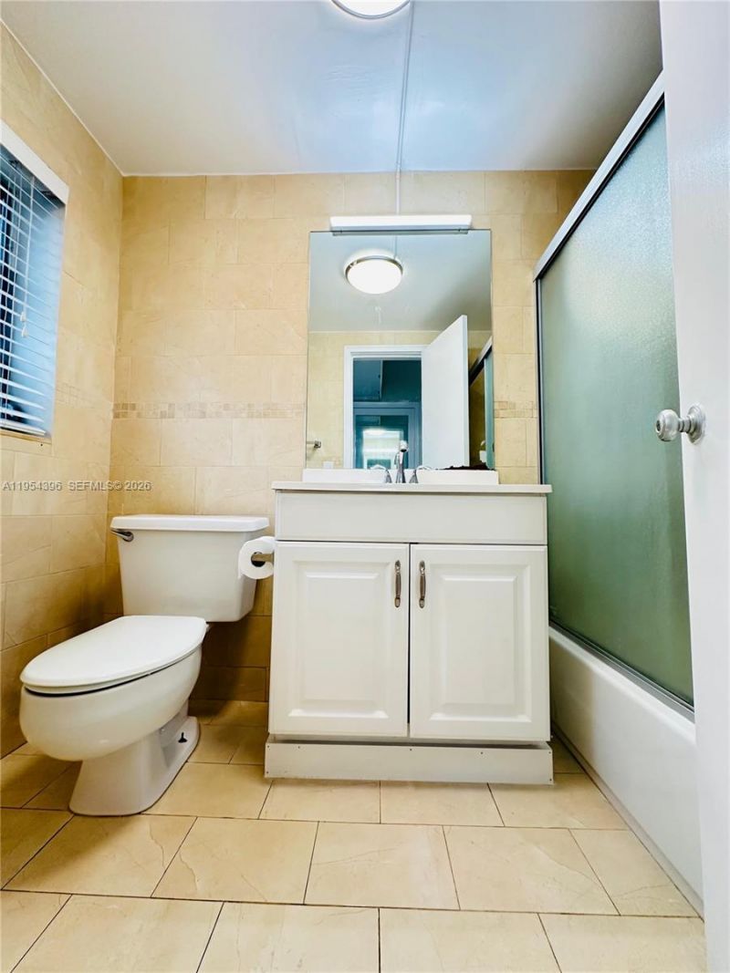 50 Park Dr, Unit 3, Bal Harbour, FL 33154 Photo