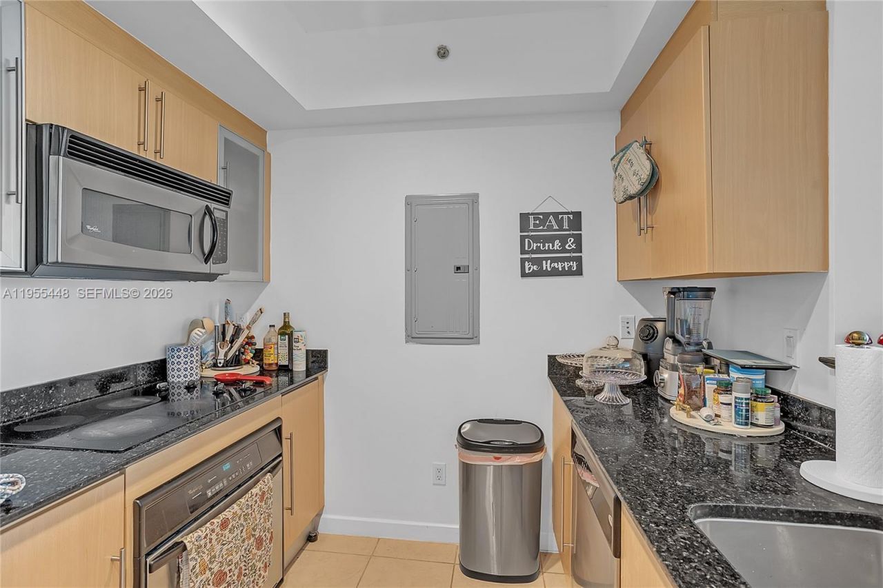 325 S Biscayne Bl, Unit 3117, Miami, FL 33131 Photo