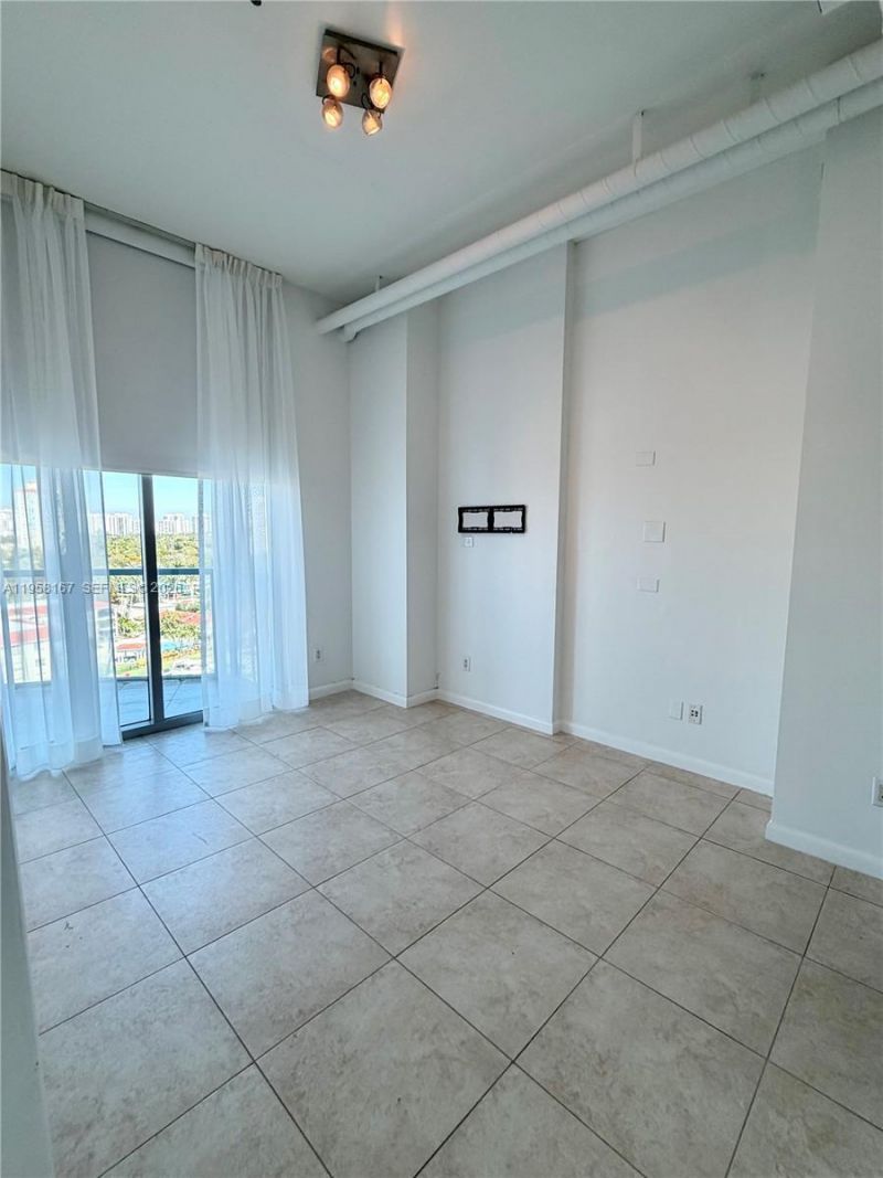 3029 NE 188th St, Unit 920, Aventura, FL 33180 Photo
