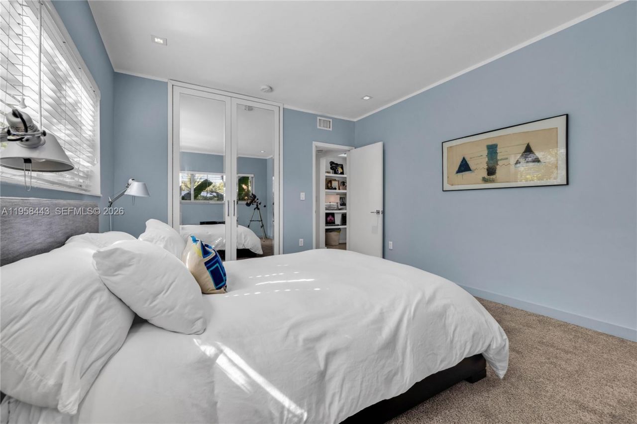 420 NE 87th St, El Portal, FL 33138 Photo