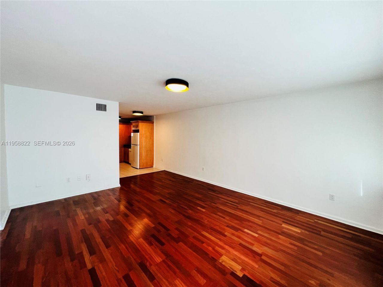 2033 Calais Dr , Unit 8, Miami Beach, FL 33141 Photo