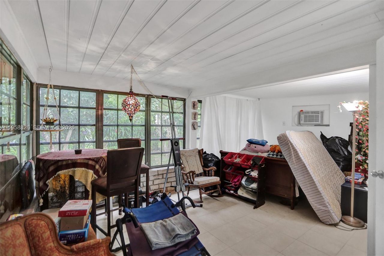 3255 SW 60th Ave, Miami, FL 33155 Photo