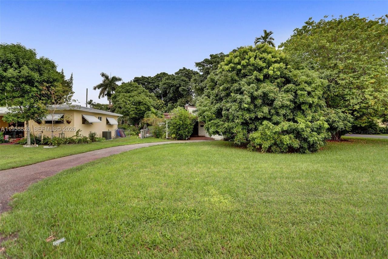 3255 SW 60th Ave, Miami, FL 33155 Photo