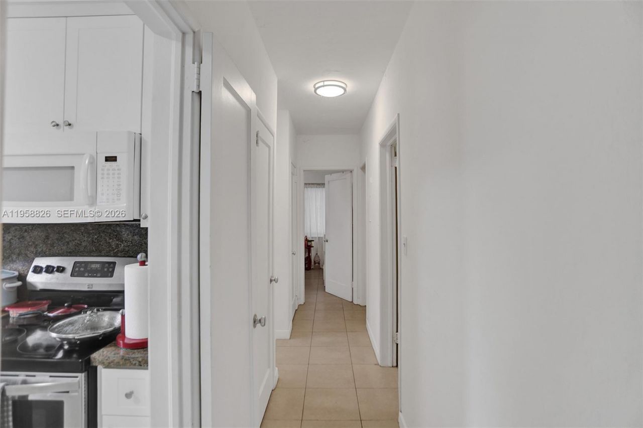 3255 SW 60th Ave, Miami, FL 33155 Photo