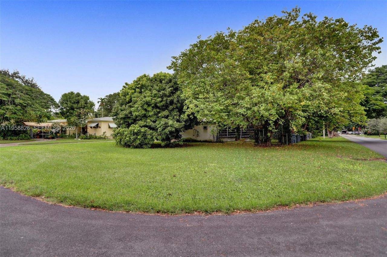 3255 SW 60th Ave, Miami, FL 33155 Photo