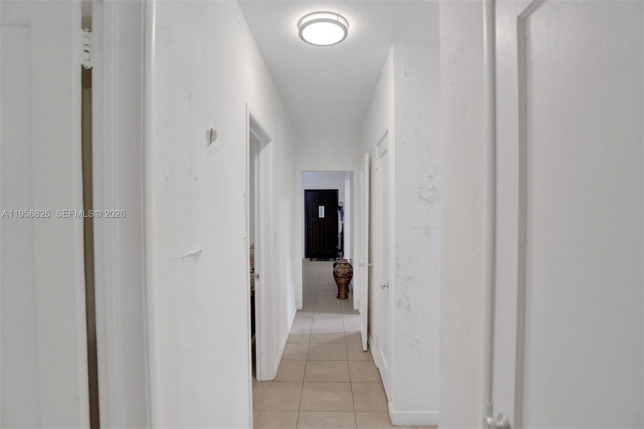 3255 SW 60th Ave, Miami, FL 33155 Photo