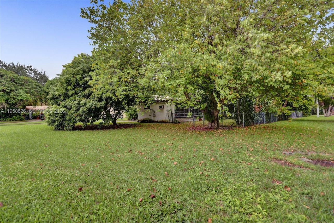 3255 SW 60th Ave, Miami, FL 33155 Photo