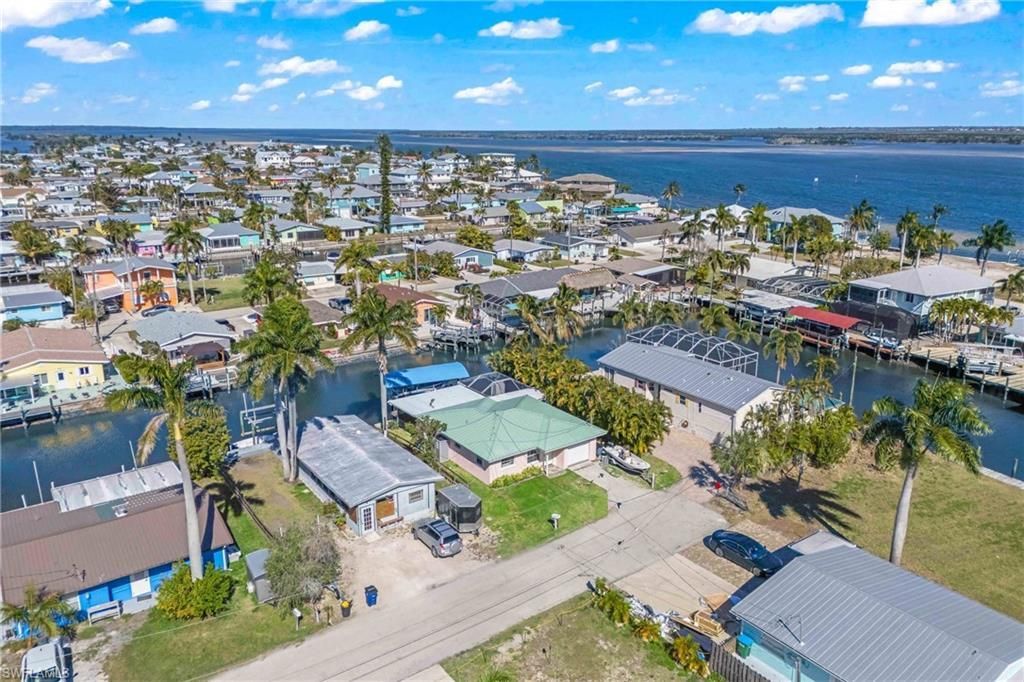 2556 Cay Cv, Matlacha, FL 33993 Photo